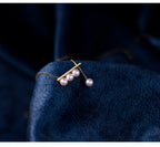 Balanced Falling Sound Vacuum Gold Zircon Pearl Balance Beam Clavicle Chain